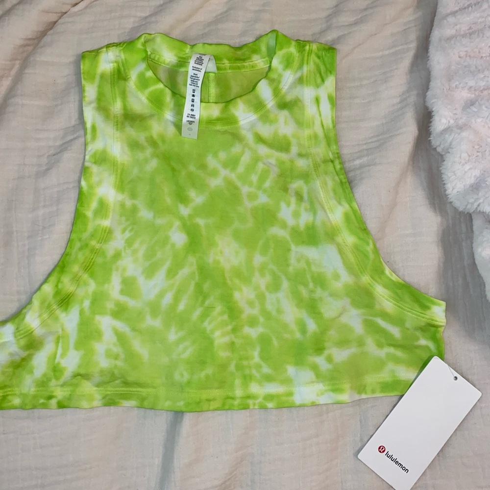 NWT lululemon tank top